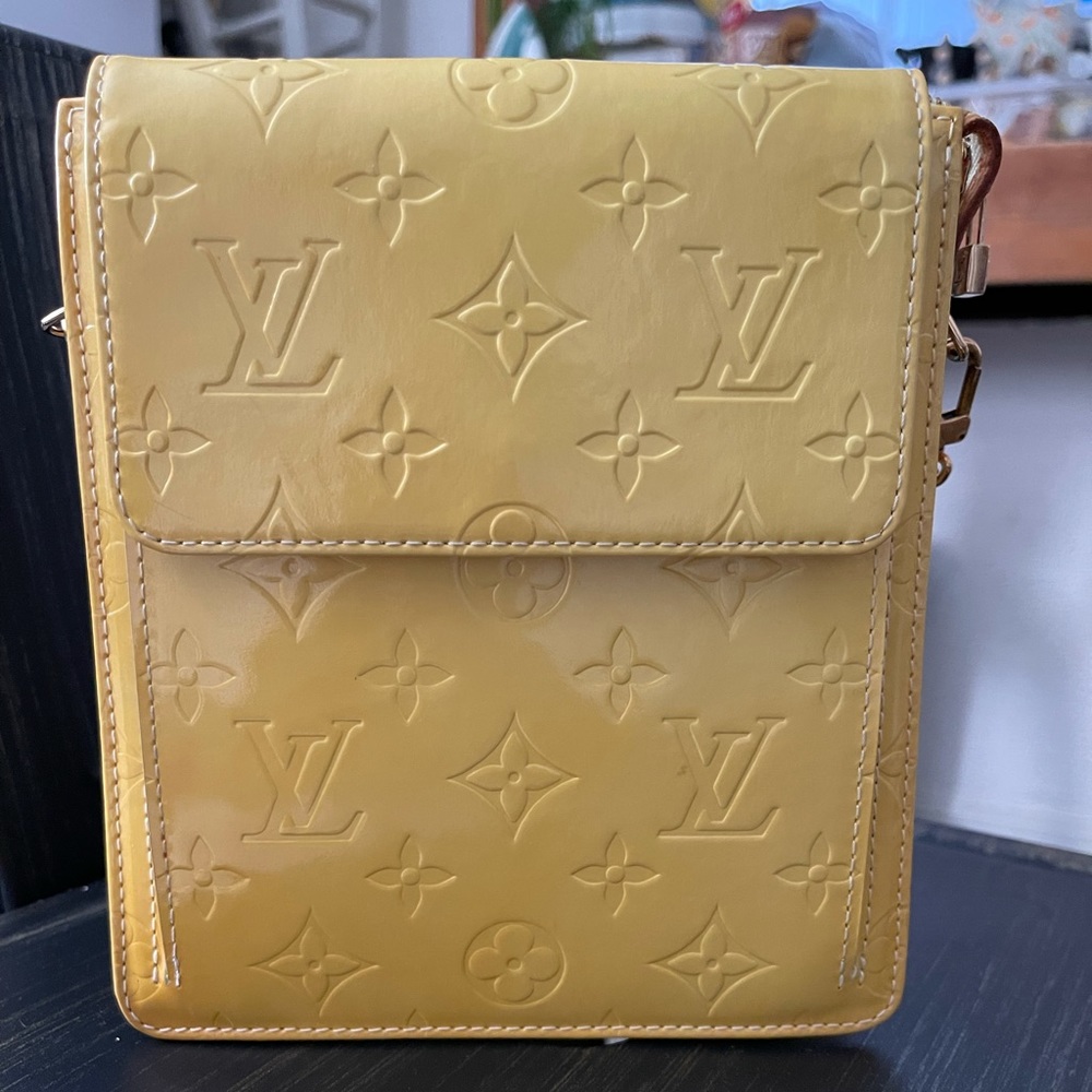 Yellow louis vuitton vernis bag